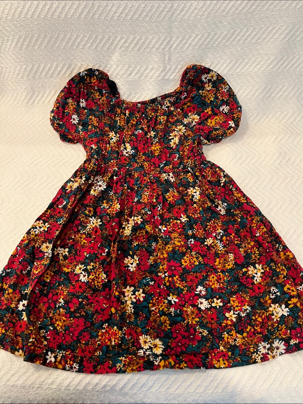 Old Navy Red Floral Smocked Puff-Sleeve Dress